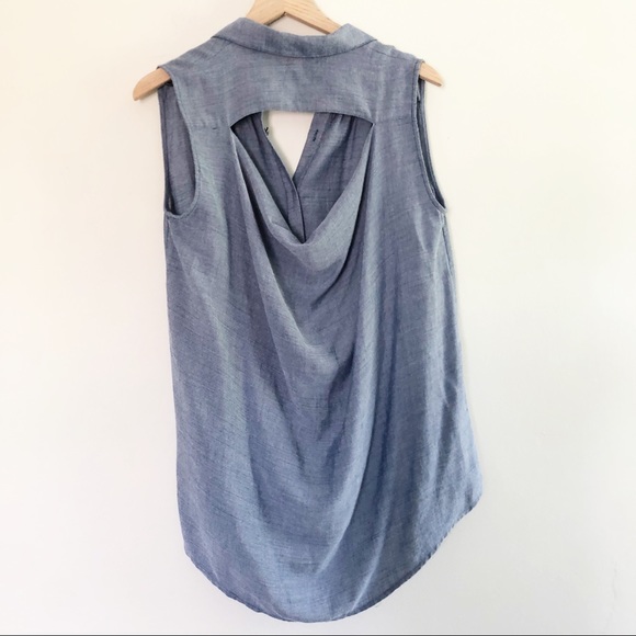 CAbi Chambray Button Down High Low Drape Top Sz M - Picture 4 of 4
